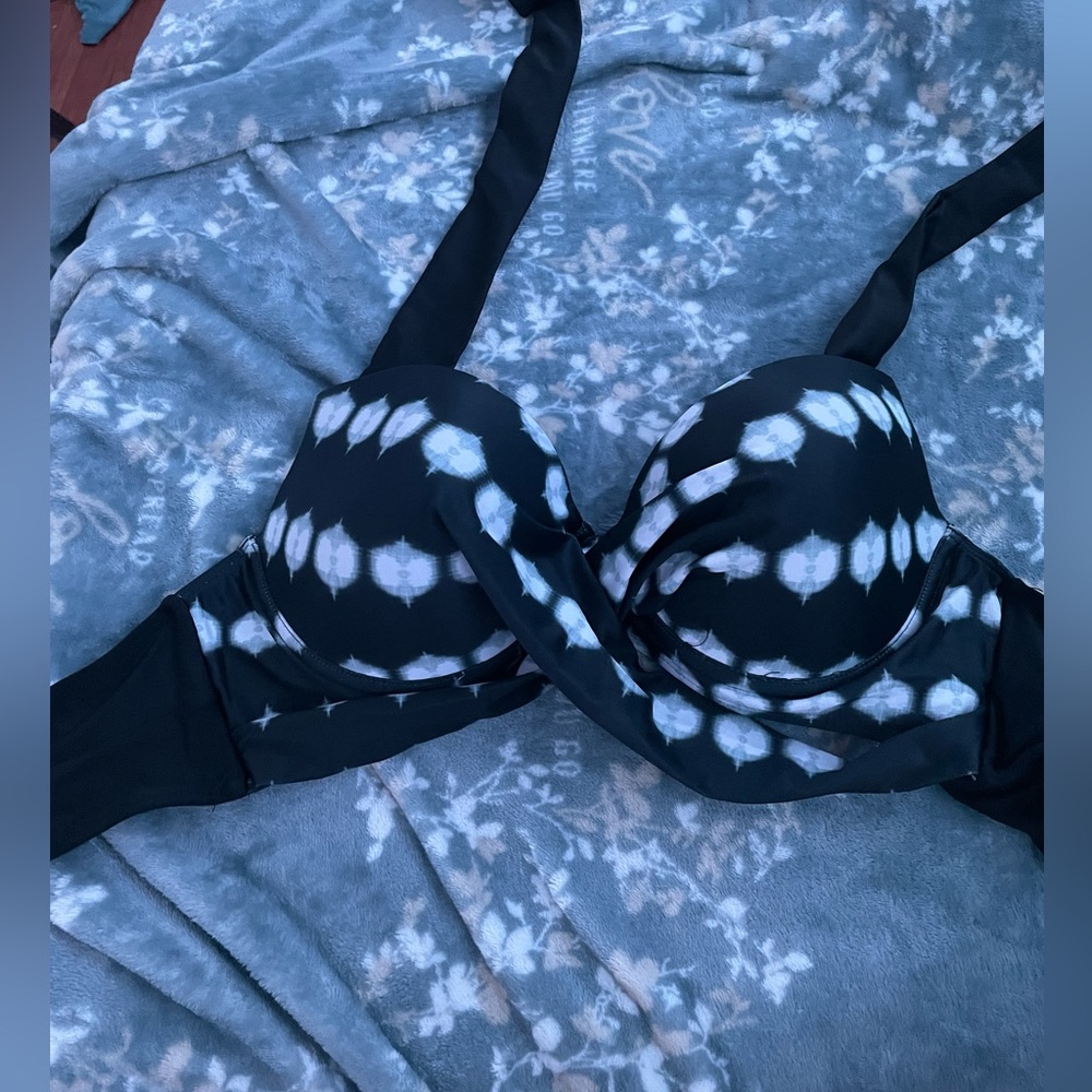 Swim top only, no longer fits